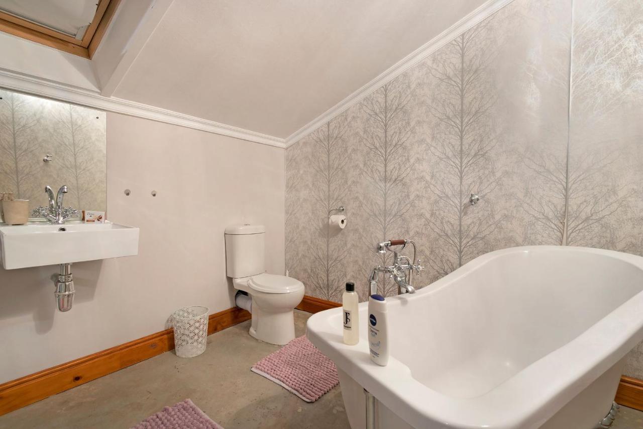 Ferienwohnung J'S Audacious Living Montagu Self Catering Exterior foto