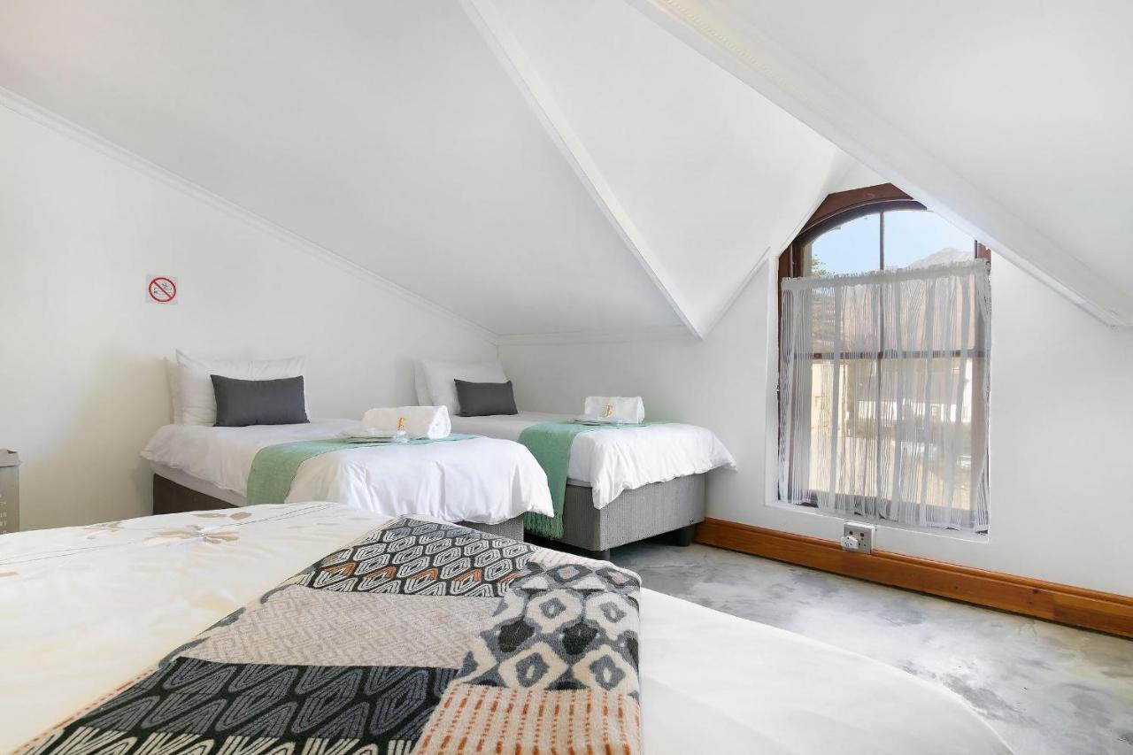 Ferienwohnung J'S Audacious Living Montagu Self Catering Exterior foto